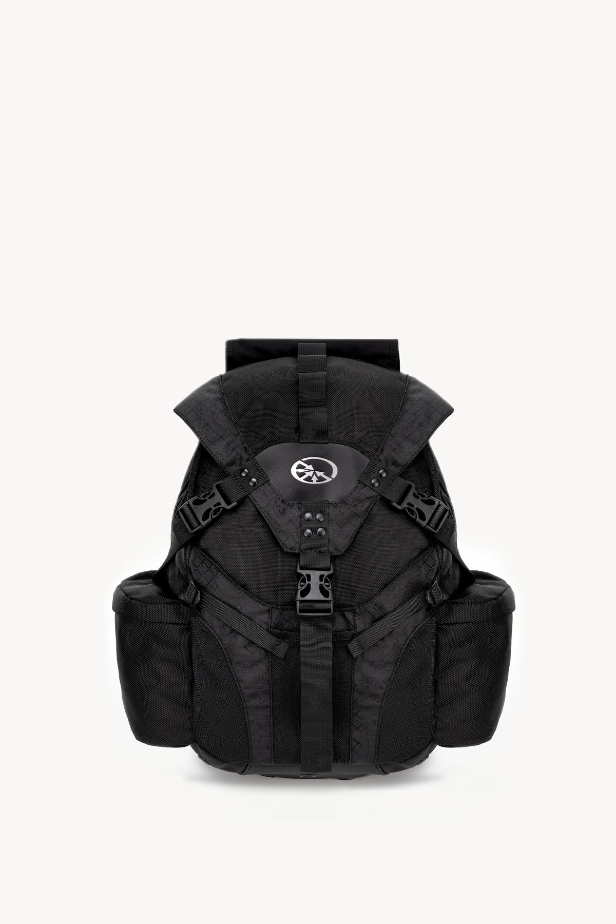 Idole_Black_Backpack1