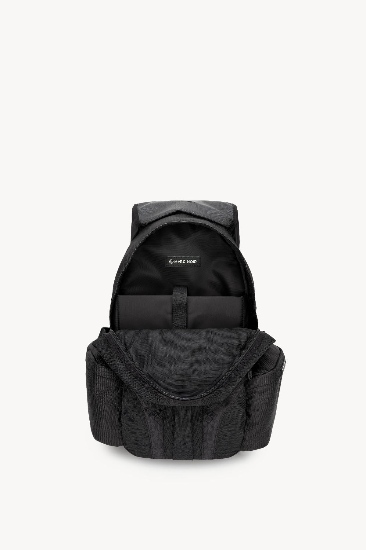 Idole_Black_Backpack3